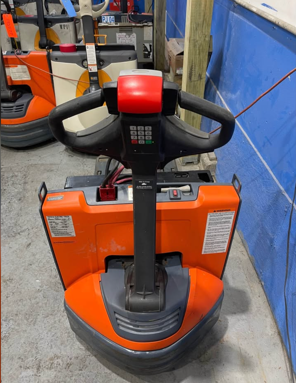 Toyota 8HBW23 ELECTRIC WALKIE PALLET JACKS 4500 lbs Like New 110v charge outlet